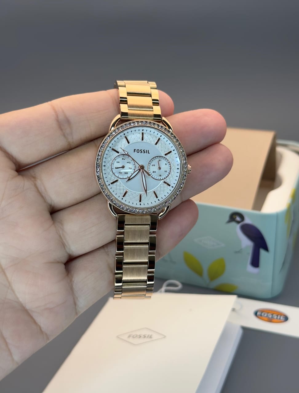 Fossil Tailor Women's Rose Gold Analogue Watch – Elegant 7A Quality