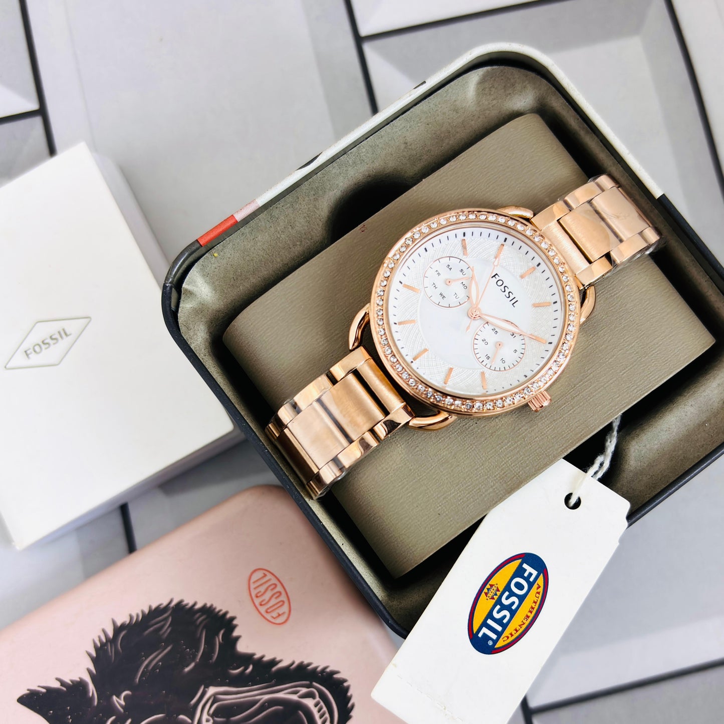 Fossil Tailor Collection – Elegant Rose Gold Women’s Chronograph Watch (7AA Premium Series)