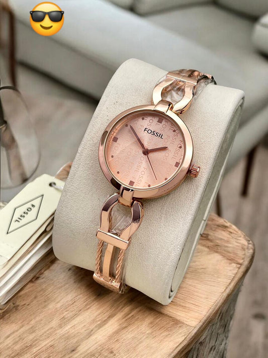 FOSSIL Ladies Watch – Timeless Elegance