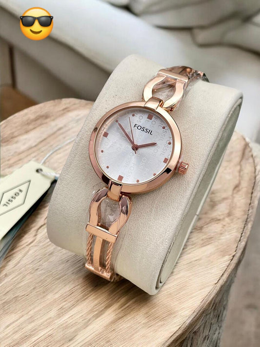 FOSSIL Ladies Watch – Timeless Elegance