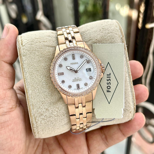 FOSSIL FB-01 ROSE GOLD & WHITE – Iconic Elegance for Her