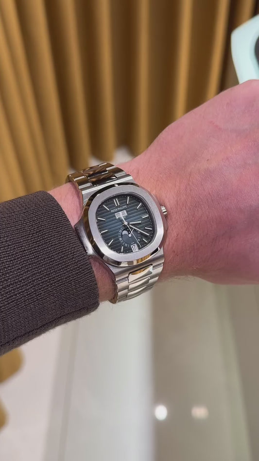 PP Nautilus - (Analog Watch)